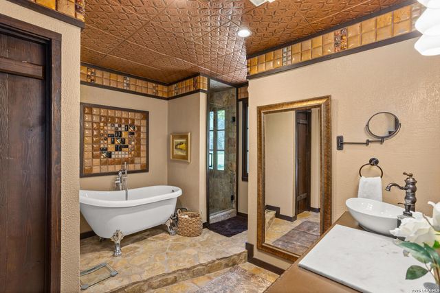 132 Ridge, Boerne, TX 78006