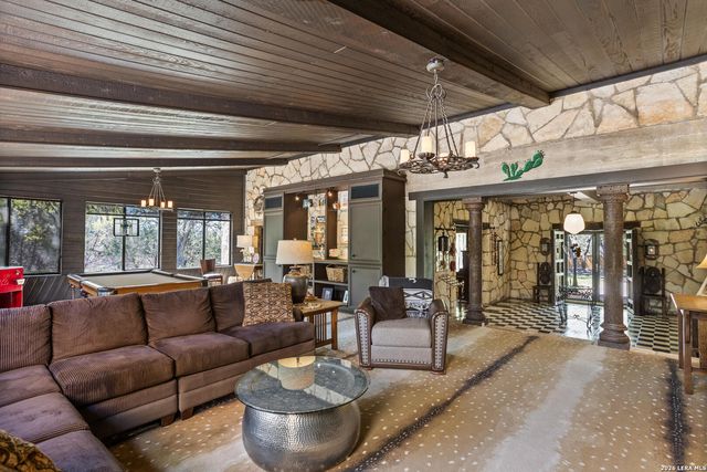 132 Ridge, Boerne, TX 78006