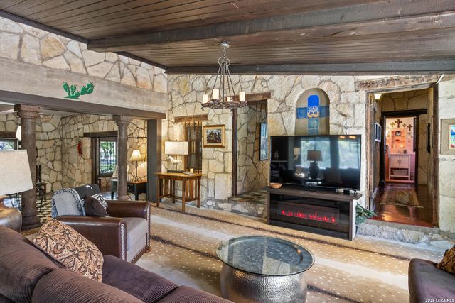 132 Ridge, Boerne, TX 78006