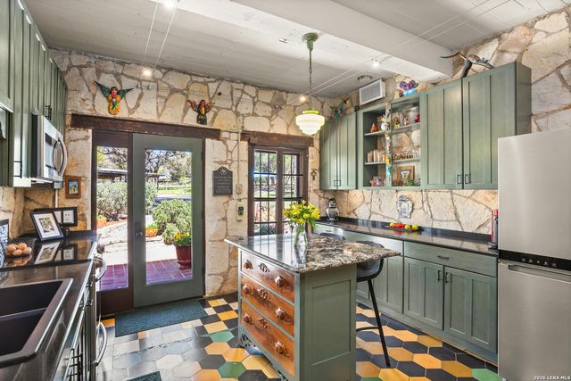 132 Ridge, Boerne, TX 78006