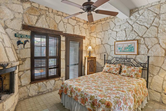 132 Ridge, Boerne, TX 78006