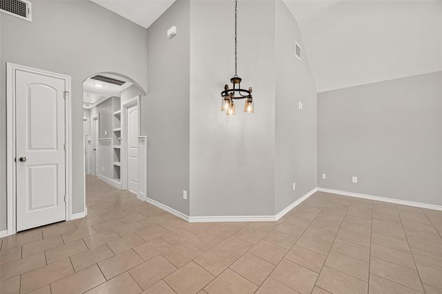 16908 W Juneau, Montgomery, TX 77316