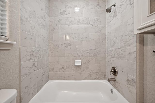 16908 W Juneau, Montgomery, TX 77316