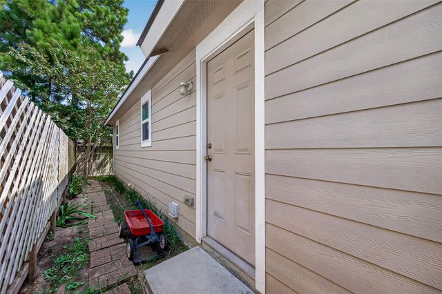 16908 W Juneau, Montgomery, TX 77316