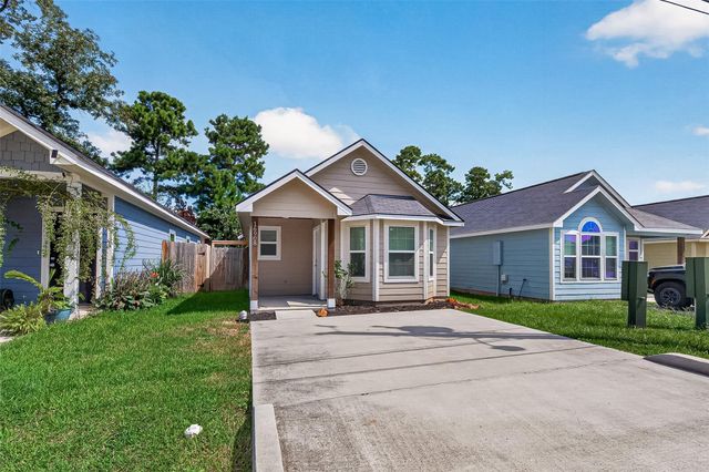 16908 W Juneau, Montgomery, TX 77316