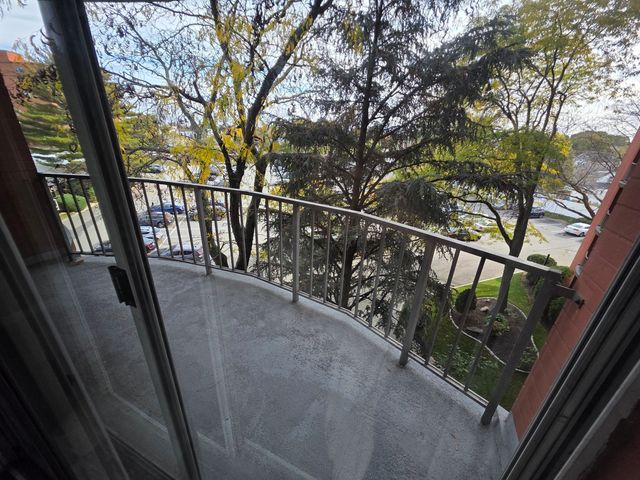 115 W. Squantum Street 417, Quincy, MA 02171