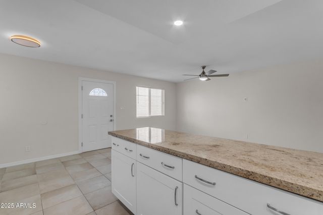 4757 E BELLEVIEW Street, Phoenix, AZ 85008