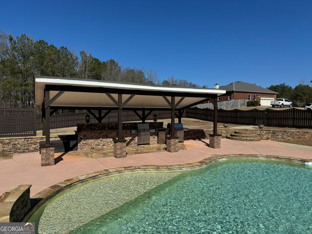 1015 N Walkers Mill Road, Griffin, GA 30223