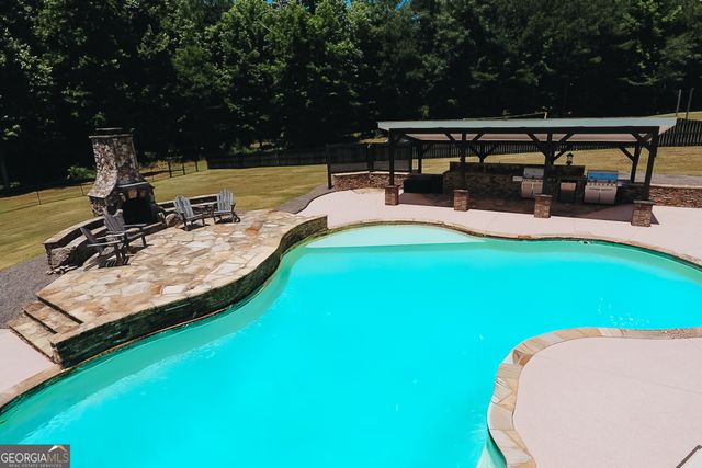 1015 N Walkers Mill Road, Griffin, GA 30223