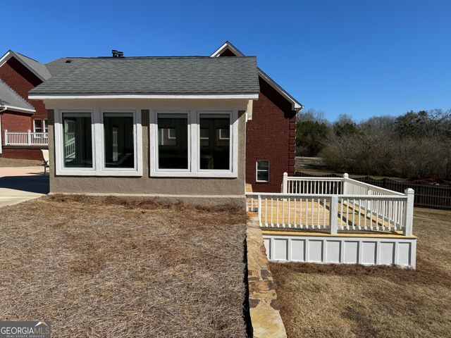 1015 N Walkers Mill Road, Griffin, GA 30223