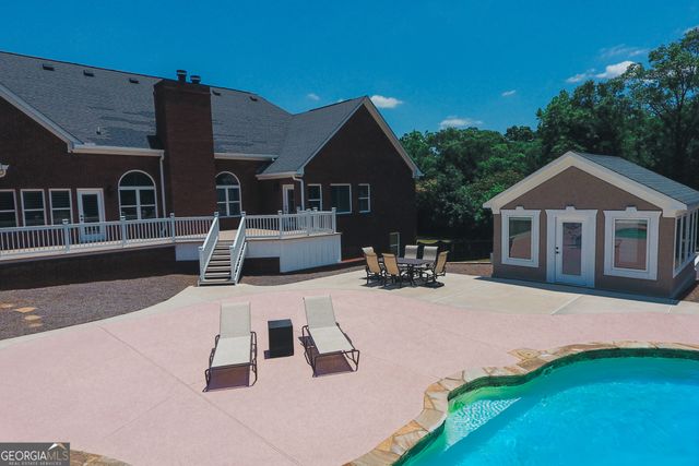 1015 N Walkers Mill Road, Griffin, GA 30223
