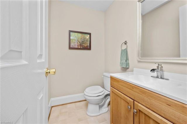 128 Avon Street, Mocksville, NC 27028
