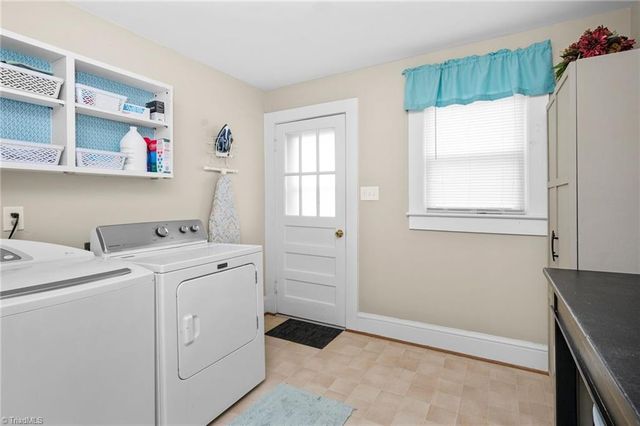128 Avon Street, Mocksville, NC 27028