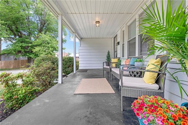 128 Avon Street, Mocksville, NC 27028