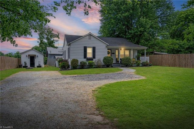 128 Avon Street, Mocksville, NC 27028