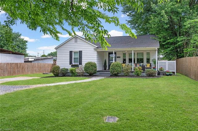 128 Avon Street, Mocksville, NC 27028