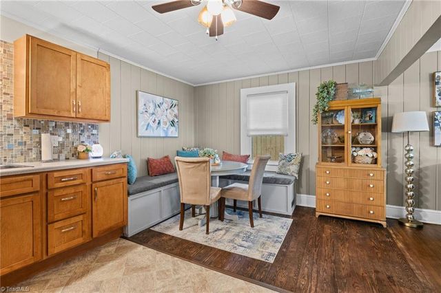 128 Avon Street, Mocksville, NC 27028