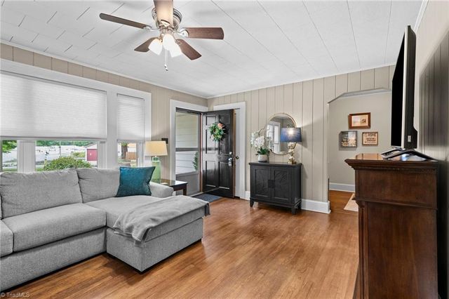 128 Avon Street, Mocksville, NC 27028