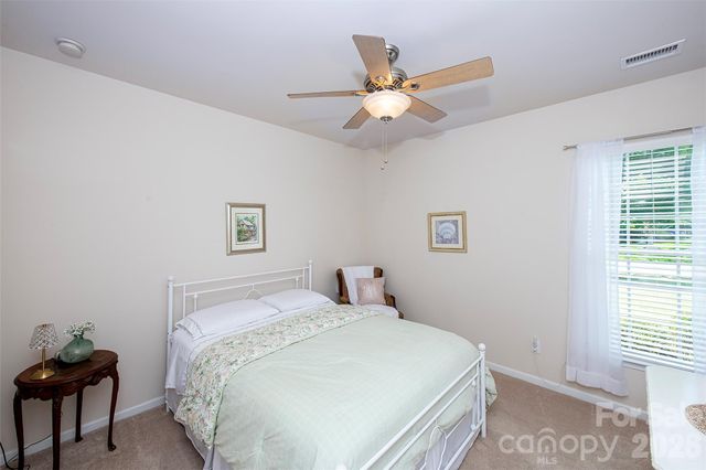6103 Breckfield Court, Charlotte, NC 28278