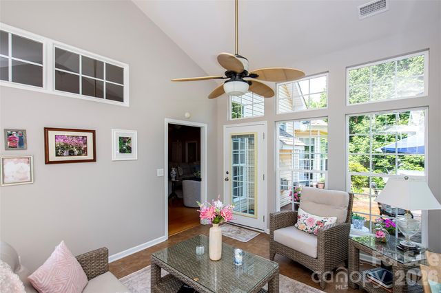 6103 Breckfield Court, Charlotte, NC 28278