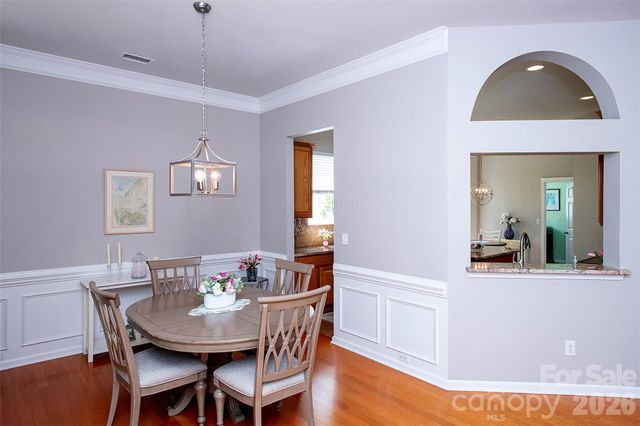 6103 Breckfield Court, Charlotte, NC 28278