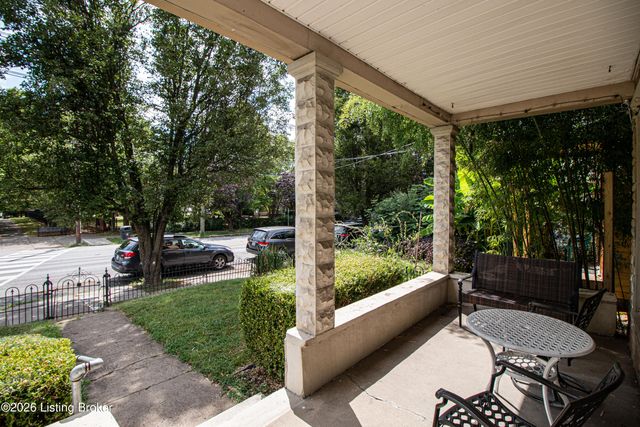 1825 Frankfort Ave, Louisville, KY 40206