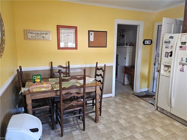 107 Cherry Point DR, Yorktown, VA 23692