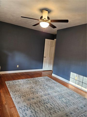 107 Cherry Point DR, Yorktown, VA 23692