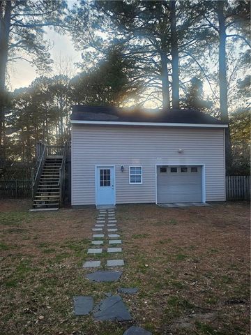 107 Cherry Point DR, Yorktown, VA 23692