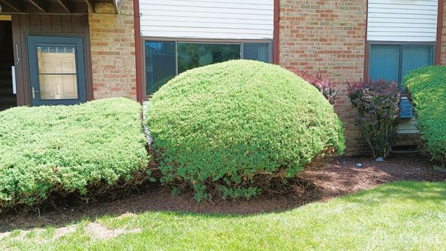 117 Cricket Lane, Woodbridge Proper, NJ 07095