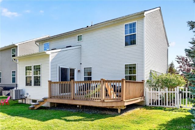3 Scooter Lane, Hamburg, NY 14075