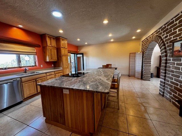 7 Azulejo Court West, Santa Fe, NM 87508