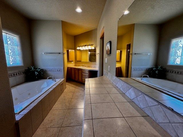 7 Azulejo Court West, Santa Fe, NM 87508