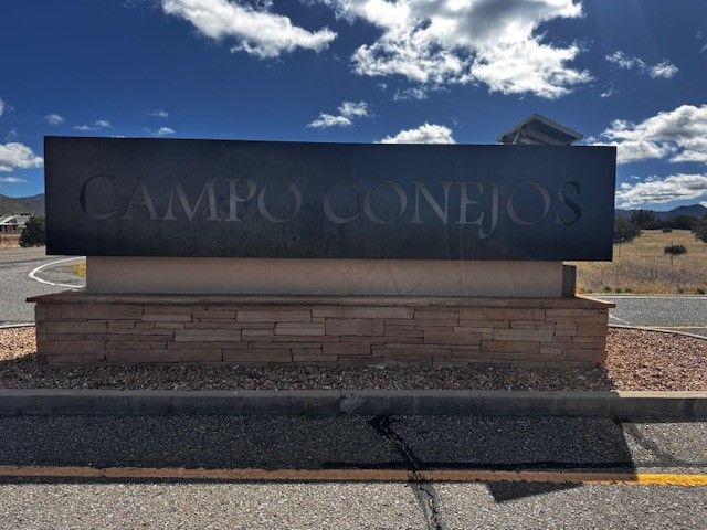 7 Azulejo Court West, Santa Fe, NM 87508