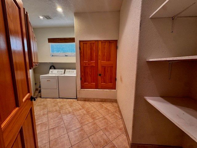 7 Azulejo Court West, Santa Fe, NM 87508