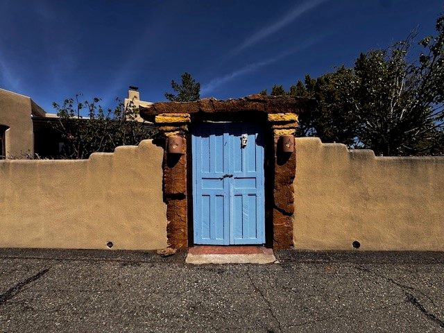 7 Azulejo Court West, Santa Fe, NM 87508