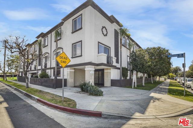 5330 Satsuma Avenue, North Hollywood (los Angeles), CA 91601