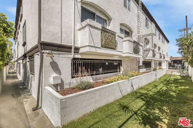 5330 Satsuma Avenue, North Hollywood (los Angeles), CA 91601