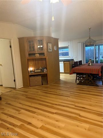 8672 Ridgeview Road, Chandlersville, OH 43727