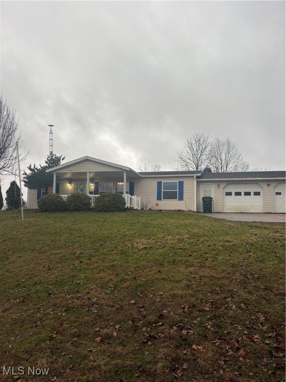 8672 Ridgeview Road, Chandlersville, OH 43727