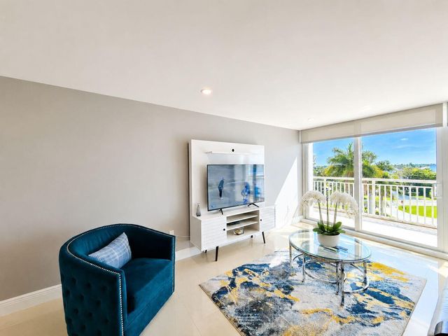 3546 S Ocean Boulevard 515, South Palm Beach, FL 33480