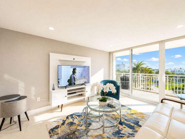 3546 S Ocean Boulevard 515, South Palm Beach, FL 33480
