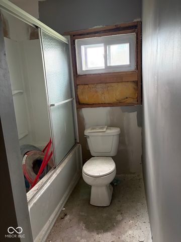1018 S 15th Street, New Castle, IN 47362