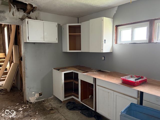 1018 S 15th Street, New Castle, IN 47362
