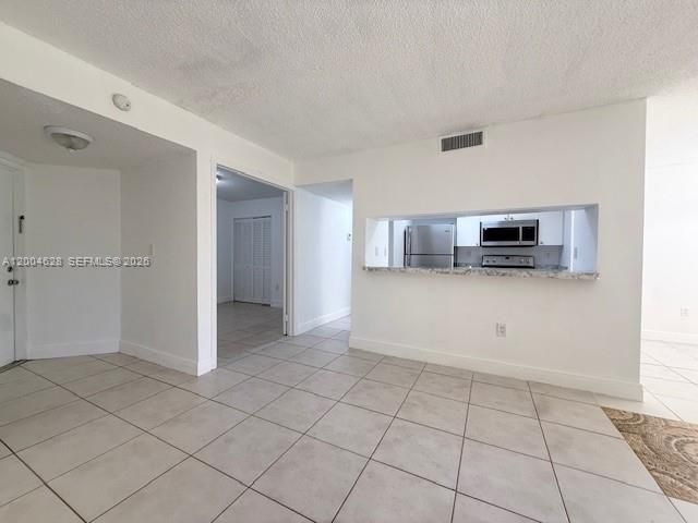 8215 SW 152nd Ave G-106, Miami, FL 33193