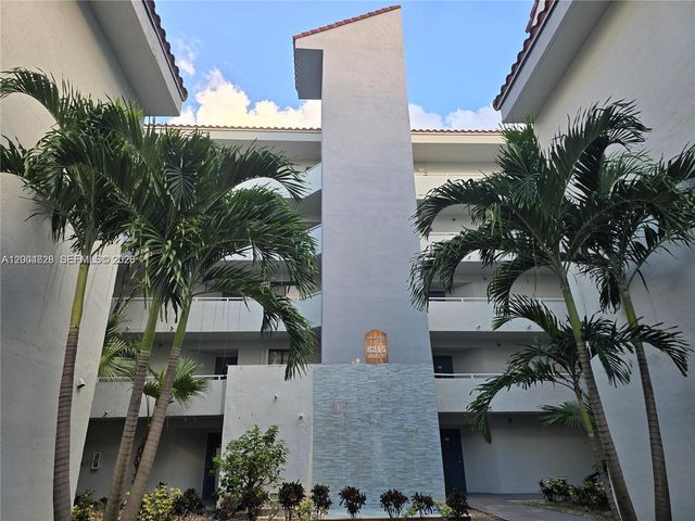 8215 SW 152nd Ave G-106, Miami, FL 33193