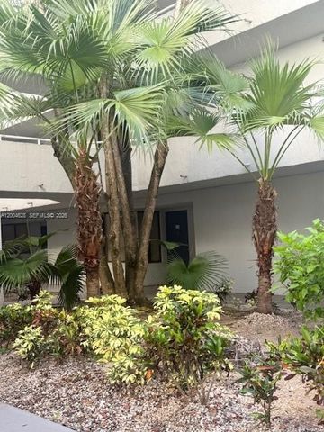 8215 SW 152nd Ave G-106, Miami, FL 33193