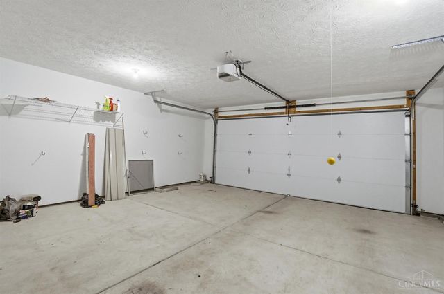 2571 Vinny Drive, Middletown, OH 45044