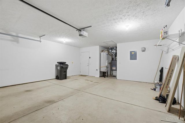 2571 Vinny Drive, Middletown, OH 45044