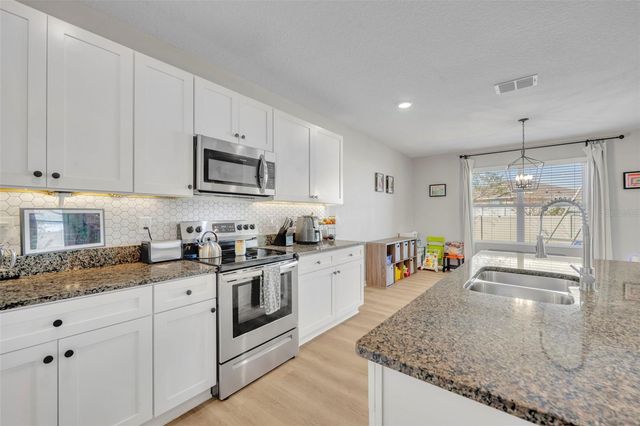 3674 YACOBIAN PLACE, Orlando, FL 32824